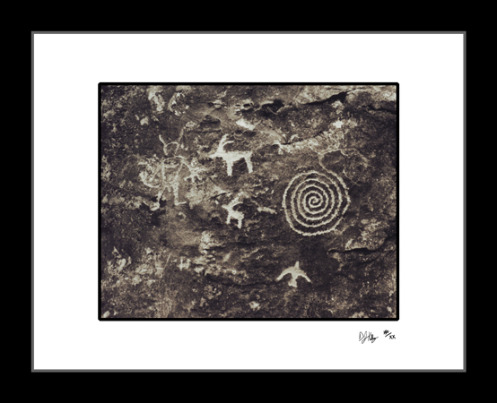 Snail Seep - Anasazi Indian Pictograph (SnailSeep001) - Damian Kolbay Photography