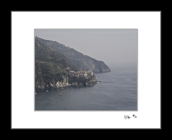 Corniglia Coast - Cinque Terre, Italy (6924_CornigliaCoast) - Damian Kolbay Photography