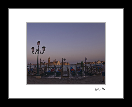 Gondolas at Night - Venice, Italy (7376_Night_Gondolas) - Damian Kolbay Photography